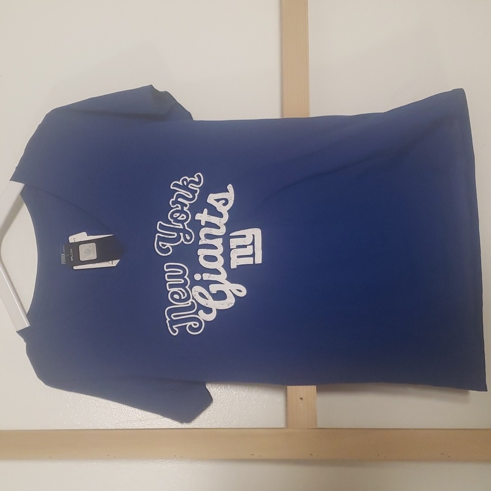 NY Giants team nwt womans size large